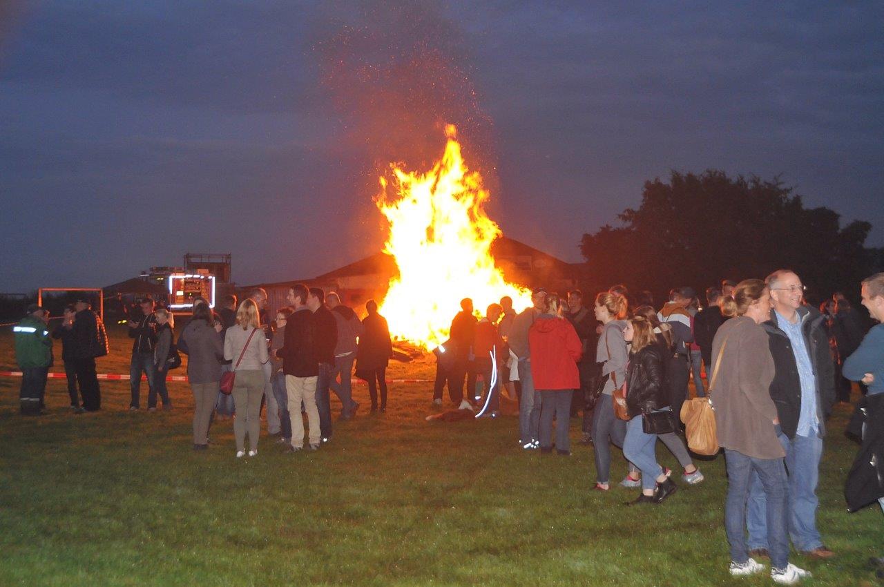 Sonnenwendfeuer