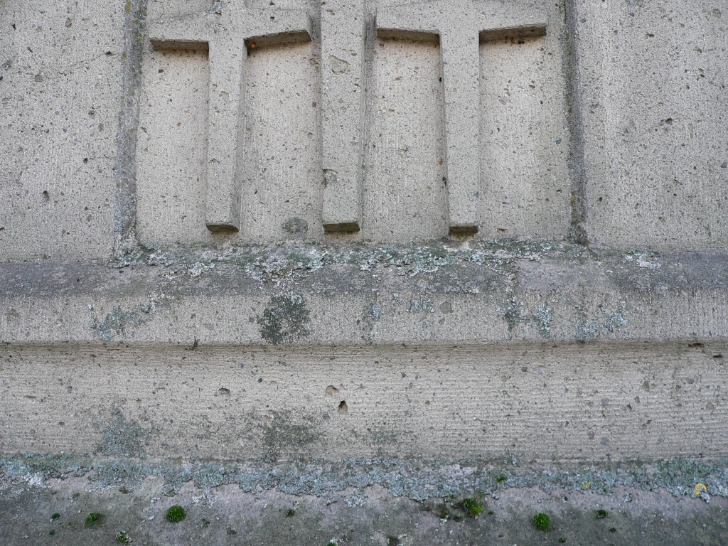 Das Ehrenmal ist in einem schlechten Zustand